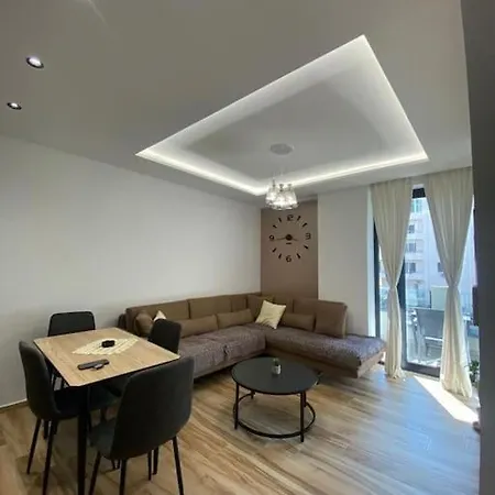 Flat To Rent In Sarandë