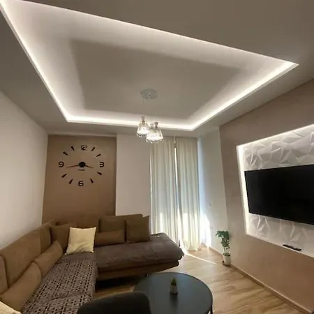 Flat To Rent In *